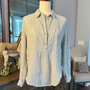 Anthropologie Crepe button blouse